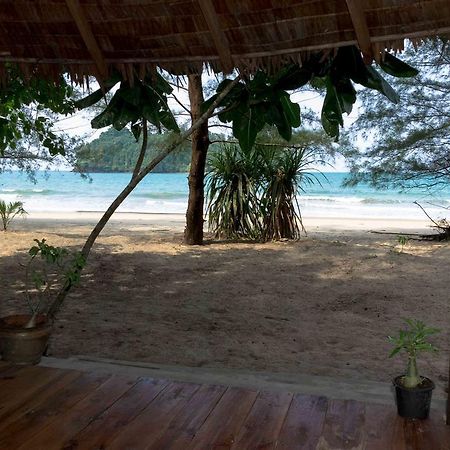 Tawan Bar And Bungalow Hotel Ko Phra Thong Exterior photo
