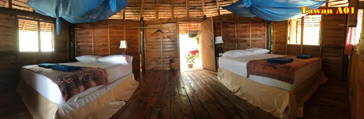 Tawan Bar And Bungalow Hotel Ko Phra Thong Exterior photo